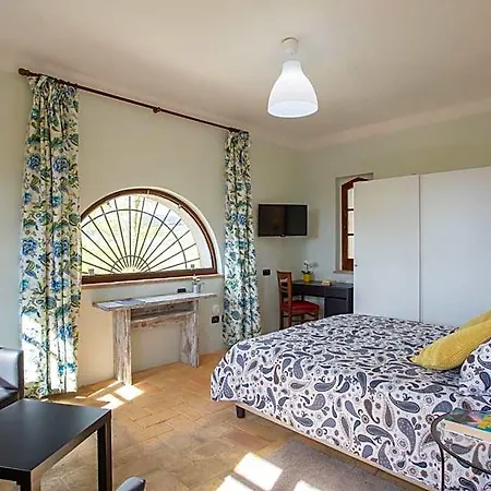 Pulciano Hotel