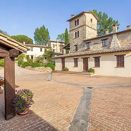 Hotel Pulciano
